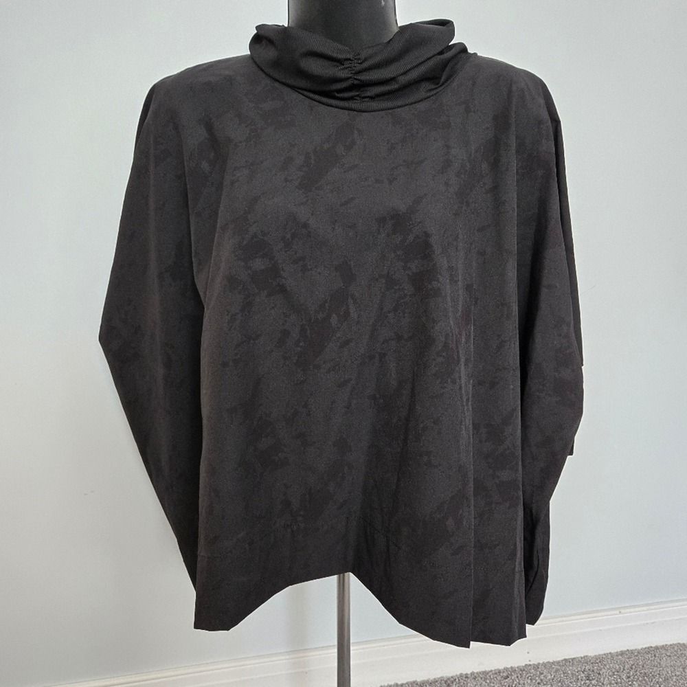 Buru Boxy Turtleneck Black Marble Print Oversized Top S/M NWT